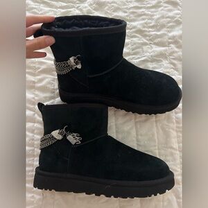 Ugg mini classics